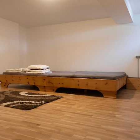 Apartment Mit Garten Dobl-Zwaring Екстериор снимка
