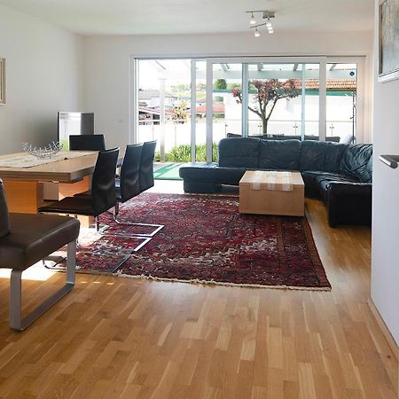 Apartment Mit Garten Dobl-Zwaring Екстериор снимка